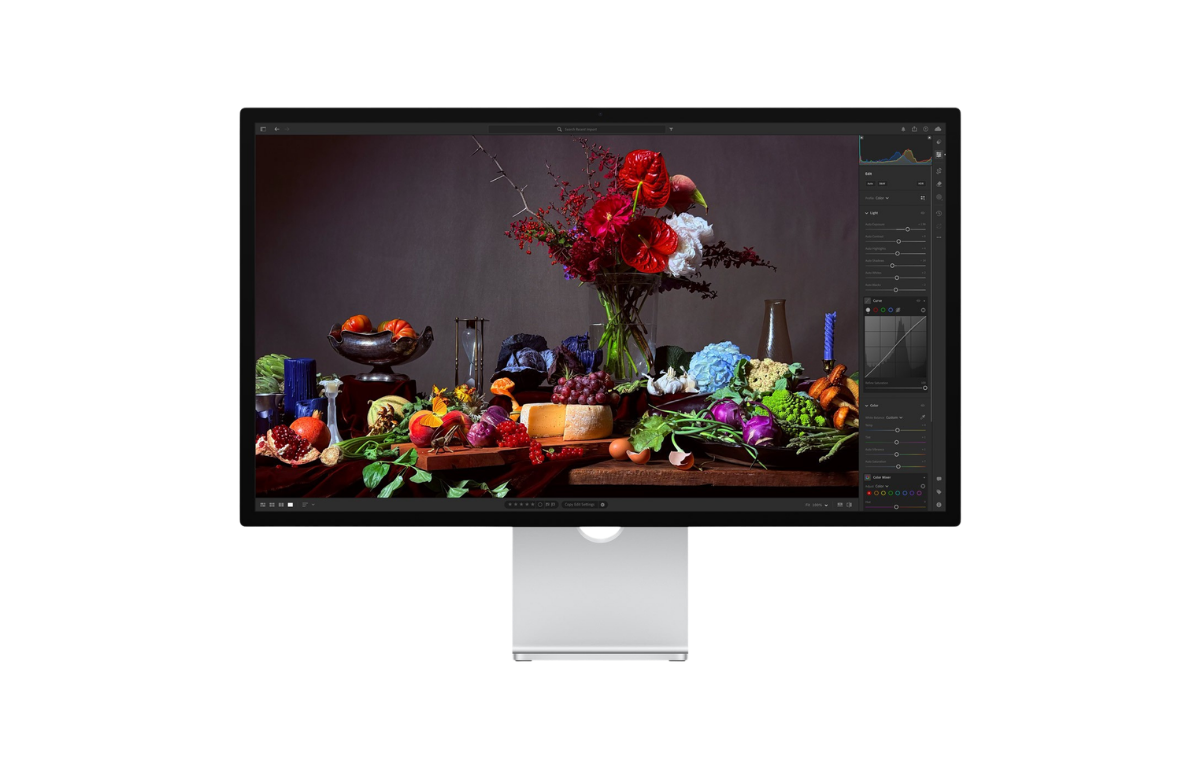 Studio Display